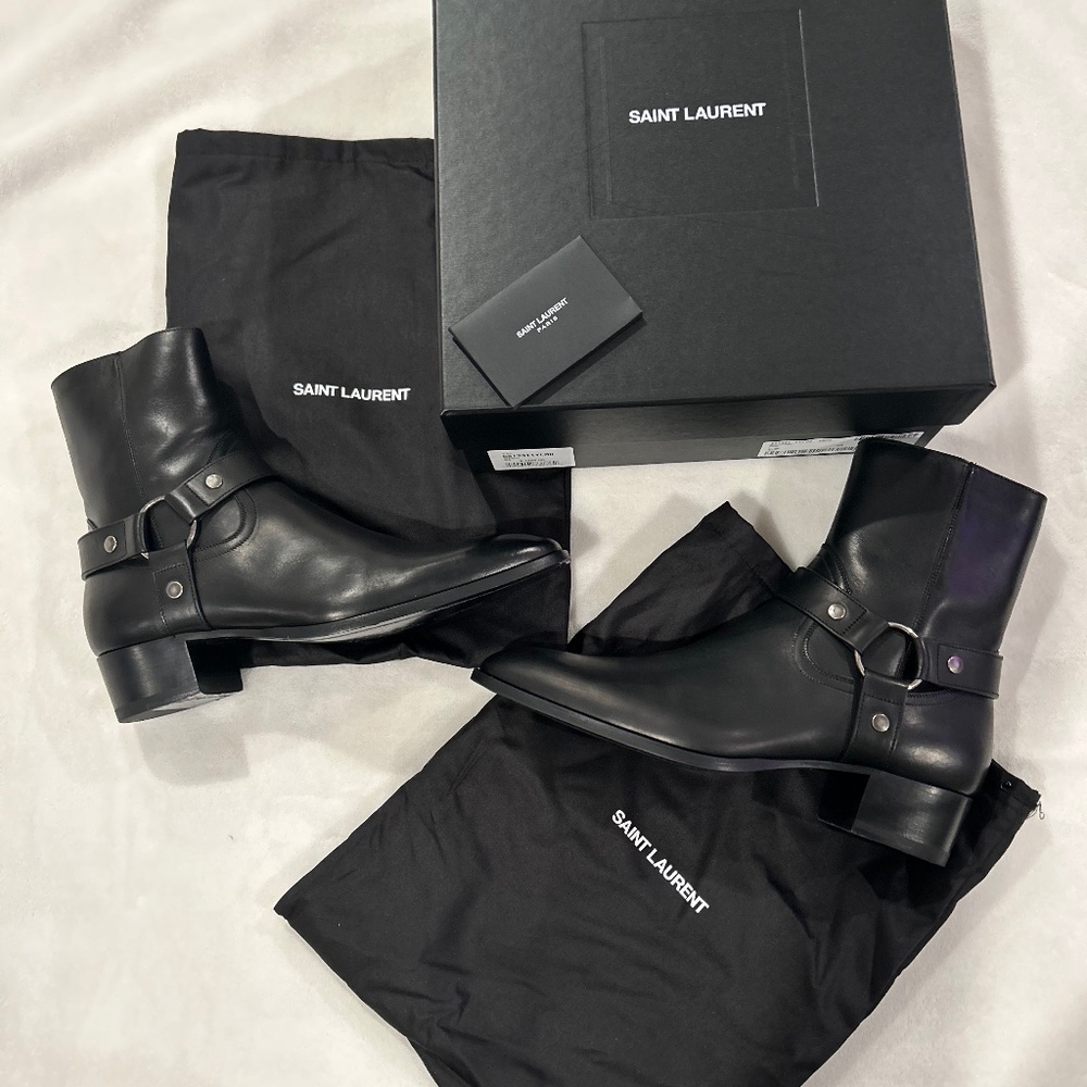 Saint Laurent, Chelsea boots